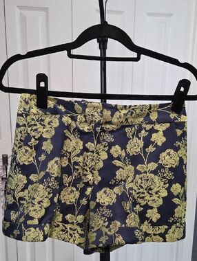 cinq a sept Navy and Gold Floral Jacquard High-Waist Shorts